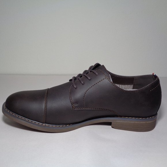 Izod Size 11 M IKE Gaucho Cap Toe New Lace Oxfords